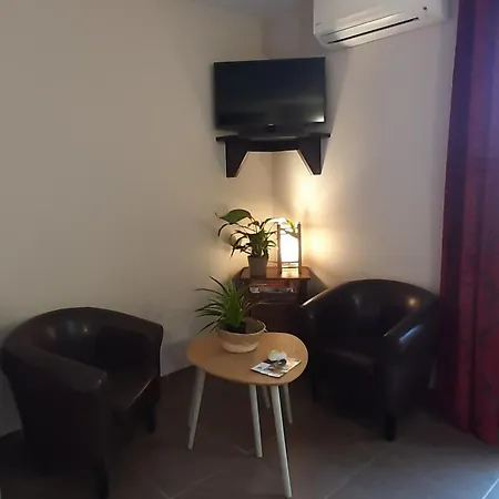 Studio-villa Jardin Privatif *